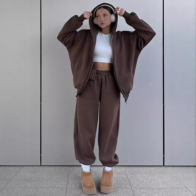 Autumn 2024 new fashion casual solid color hooded long sleeve sweater coat elastic waist trousers two-piece suit Autumn 2024 new fashion casual solid color hooded long sleeve sweater coat elastic waist trousers two-piece suit