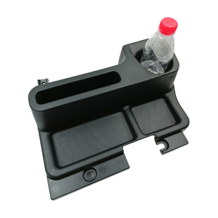 Applicable to landcooluze LandCruiser armrest box LC70 76 78 central control storage box cup holder