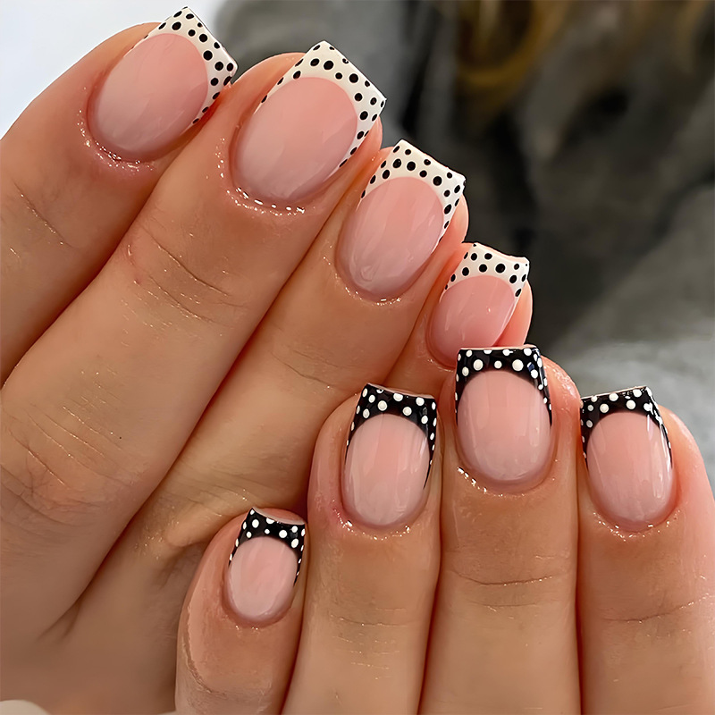 24 Pieces of Cross-Border Short Rectangular Press-On Nails, Retro Black and White Polka Dot Leopard Print Fake Nails, Wholesale Detachable Nail Tips 24 Pieces of Cross-Border Short Rectangular Press-On Nails, Retro Black and White Polka Dot Leopard Print Fake Nails, Wholesale Detachable Nail Tips