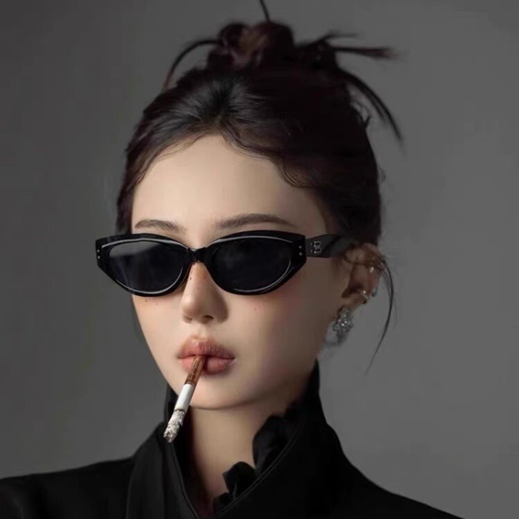 2025新款猫眼墨镜女款高级感时髦骑行太阳眼镜防紫外线辣妹潮酷|undefined