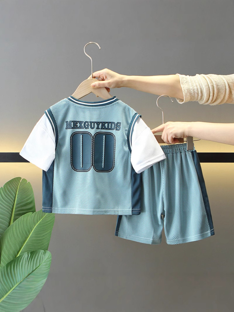 8099 traje deportivo de verano para niños 2025 nuevo traje de baloncesto de secado rápido para niños de dos piezas ropa de verano para niños