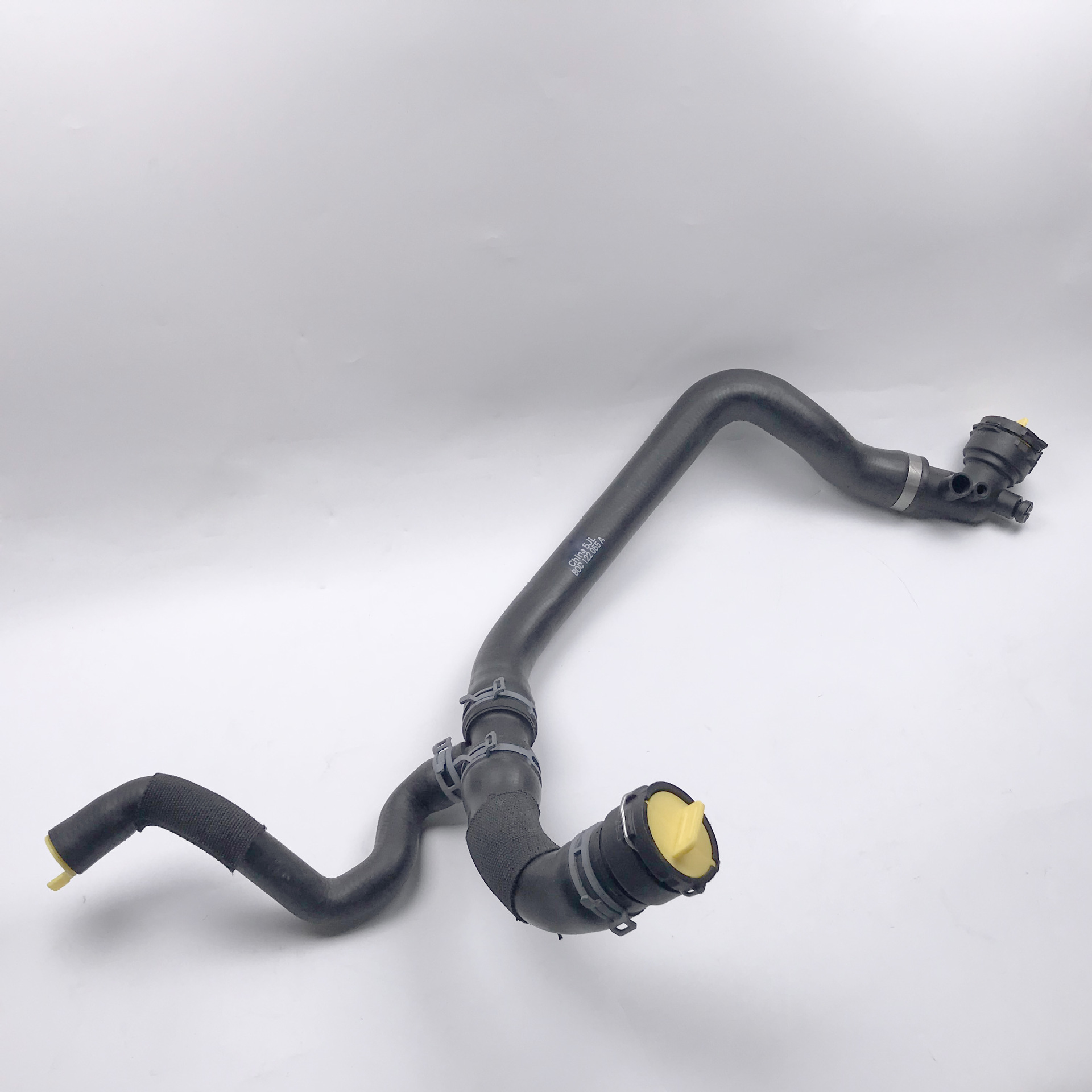 Suitable for Audi Q5L 2018-2025 Car Water Tank Lower Water Pipe Coolant Water Pipe 80D122055A