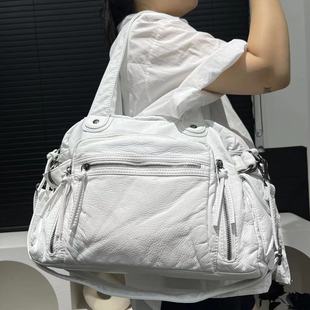 �羳����Ůʿ�r��Y2K����ˮϴ�C܇�����������f���n�����μ��
