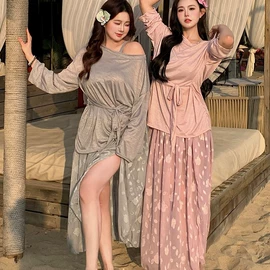 连体泳衣;三件套泳装;比基尼