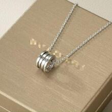 ���Ұ׽����ɵ���Ӣ����ĸ�i����Ʒ�W������r�к��s�S��ֱ�N