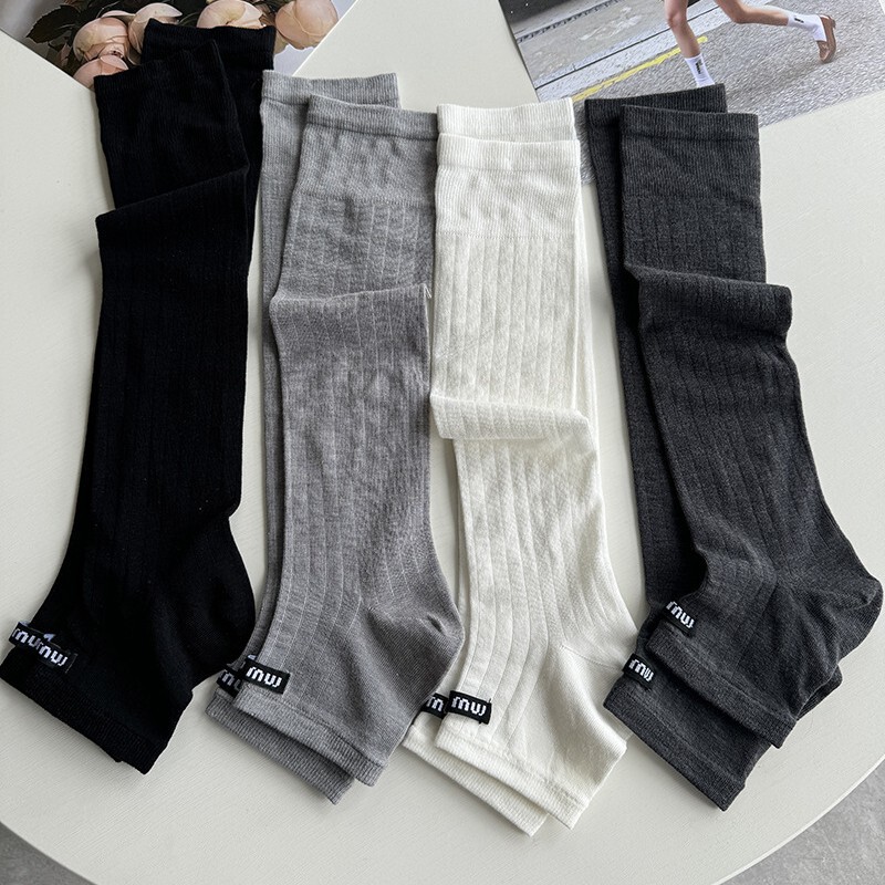 M Series Foot Calf Socks Spring and Summer Thin Pit Strip Pile Socks Cloth Label Catwalk Style Mid-Calf Socks Gray Socks