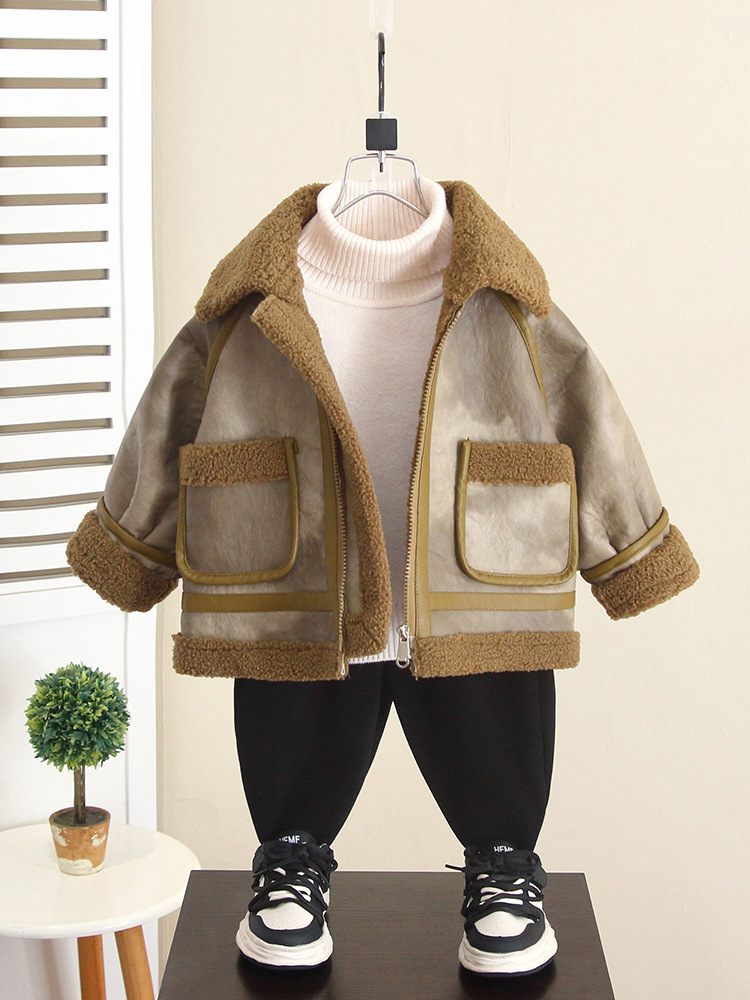 6724 Chaqueta de piel para niños, estilo occidental para niños de invierno más engrosamiento de terciopelo 2025 nuevo bebé otoño e invierno versión coreana