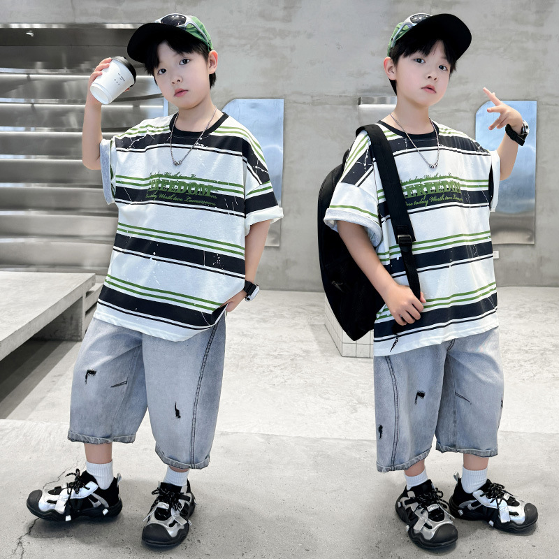 7258 Traje delgado de manga corta para niños Camiseta de verano para niños Pantalones cortos de mezclilla Baby 2025 Nuevo verano coreano 3