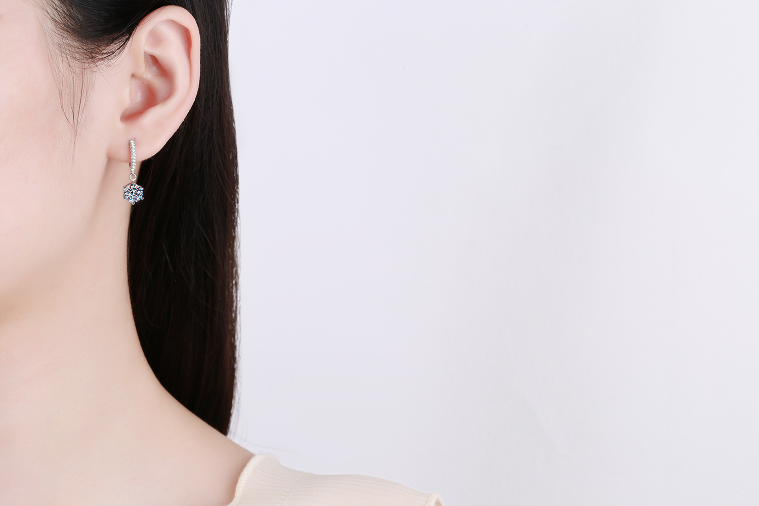 Earrings Image 7