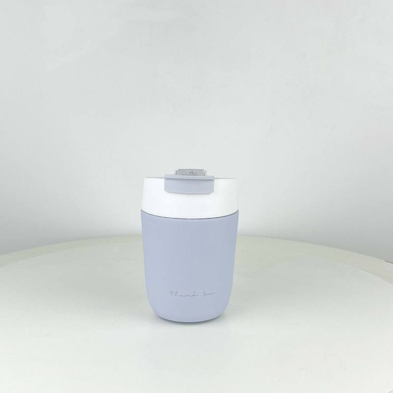 シンプルでファッショナブルなダブルドリンク断熱カップ 304 ステンレス鋼のクリエイティブなポータブル高価値カップ、男女学生用|undefined