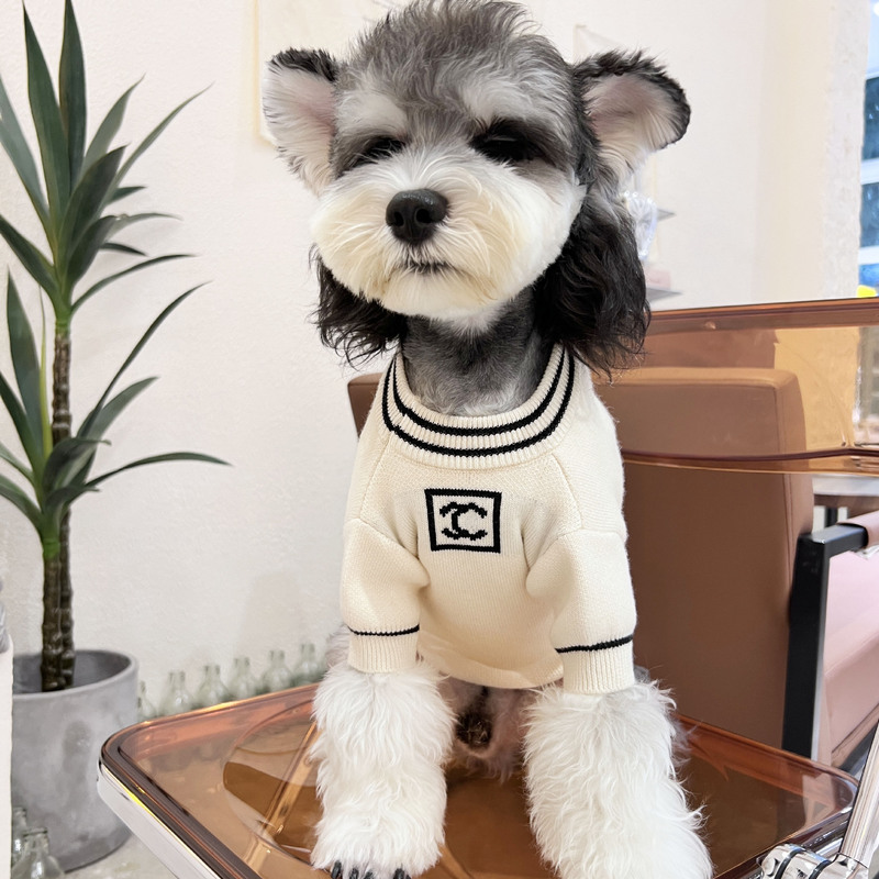Cross-border New Autumn and Winter Dog Sweater Knitted Xiaoxiang Pet Clothes Teddy Cat Schanery Bomei Chai Dog Tide