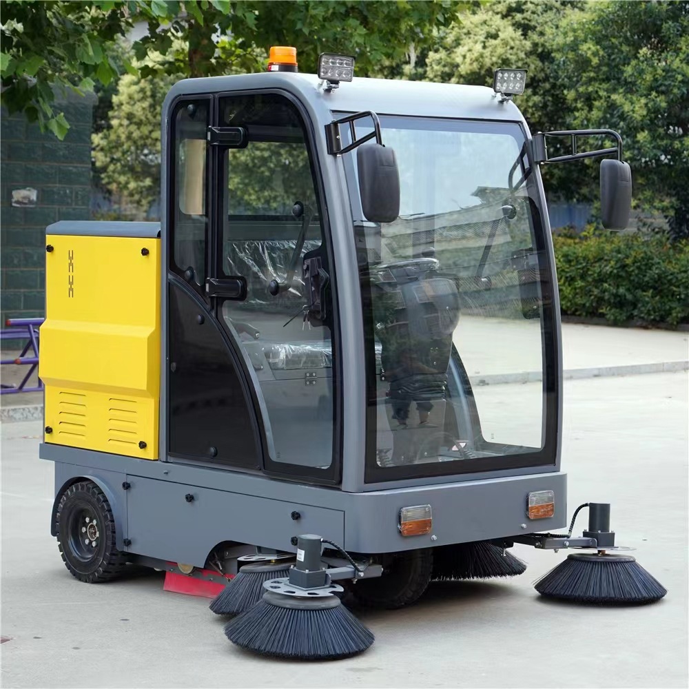 电动扫地车厂家 环卫物业清扫车 工厂车间雾炮除尘车 货到付款