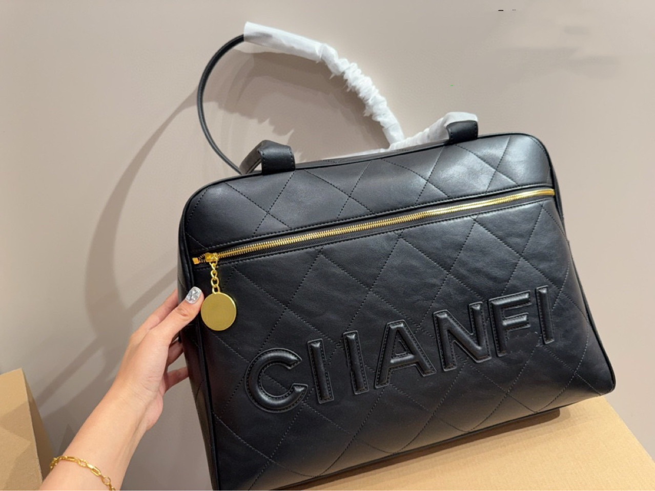 Chic Vintage Bowling Handbag