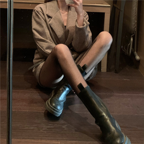 Spring and summer European and American fishnet stockings, black stockings, female sexy black internet celebrity mesh pantyhose, small, medium and large fishnet stockings