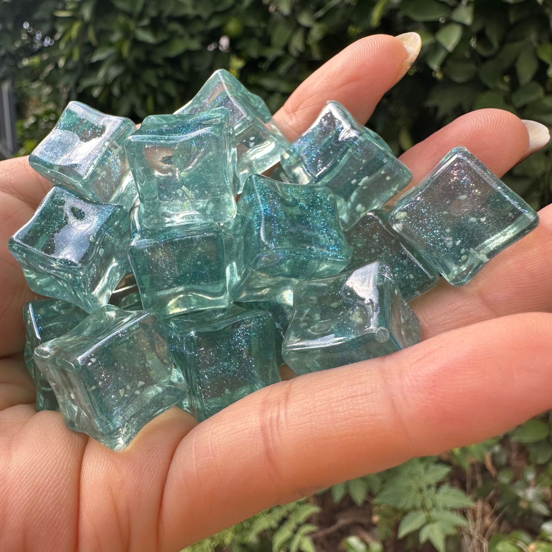 Yu Ji fine sparkling luminous glass 1 piece