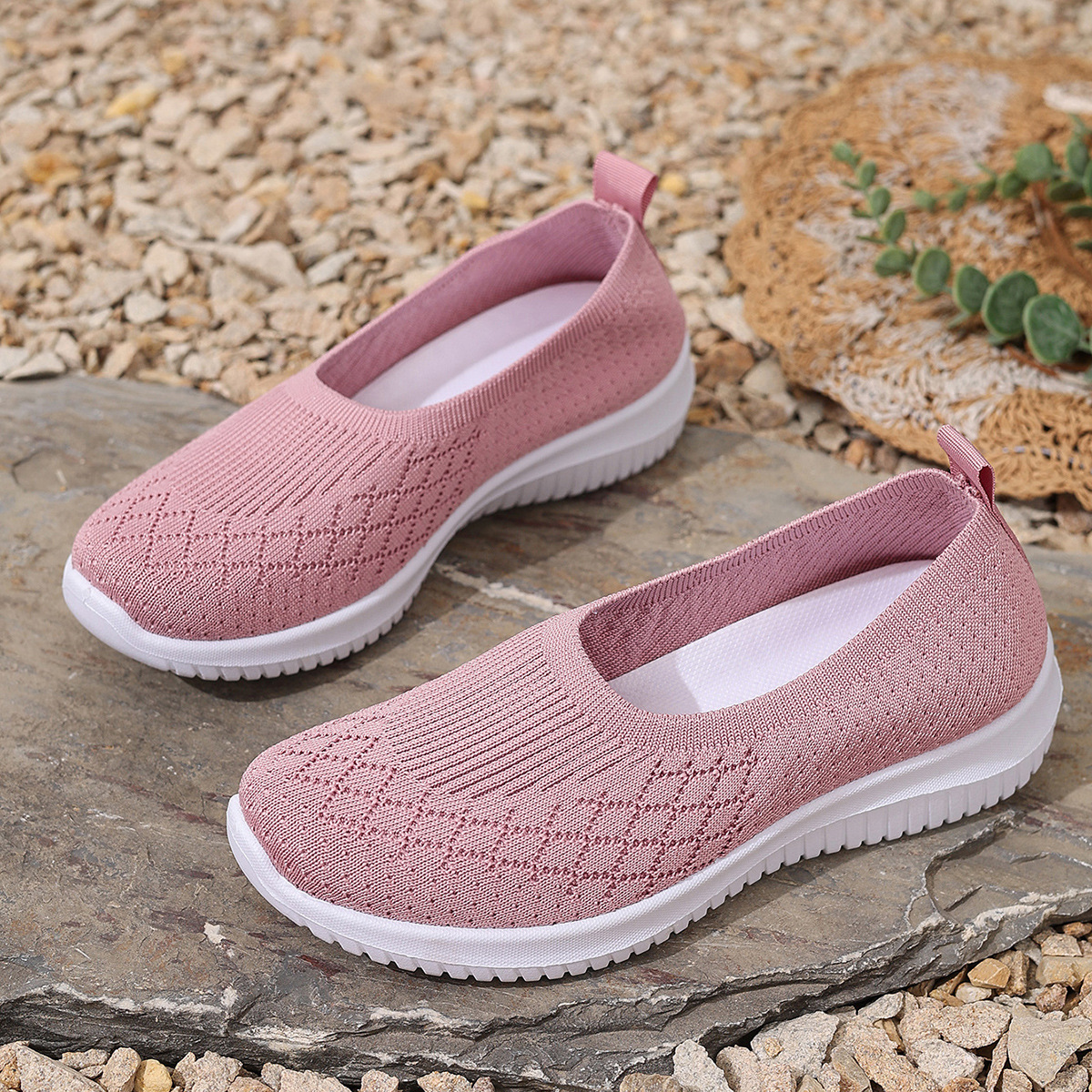 Foreign Trade Women's Shoes Spring New Style Women's Cloth Shoes Mesh Casual Shoes Soft Sole Comfortable Middle-Aged and Elderly Mother's Shoes