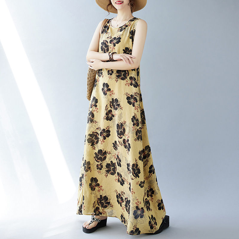 Real Shot Of The 2024 Summer New Bohemian Plus-size Sleeveless Round-neck Printed Mid-length Dress For Women_ecoleips.com