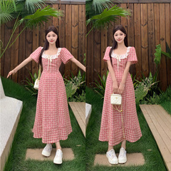 2025年法式甜美少女感女夏季新款爱心红色气质显瘦百搭格纹连衣裙