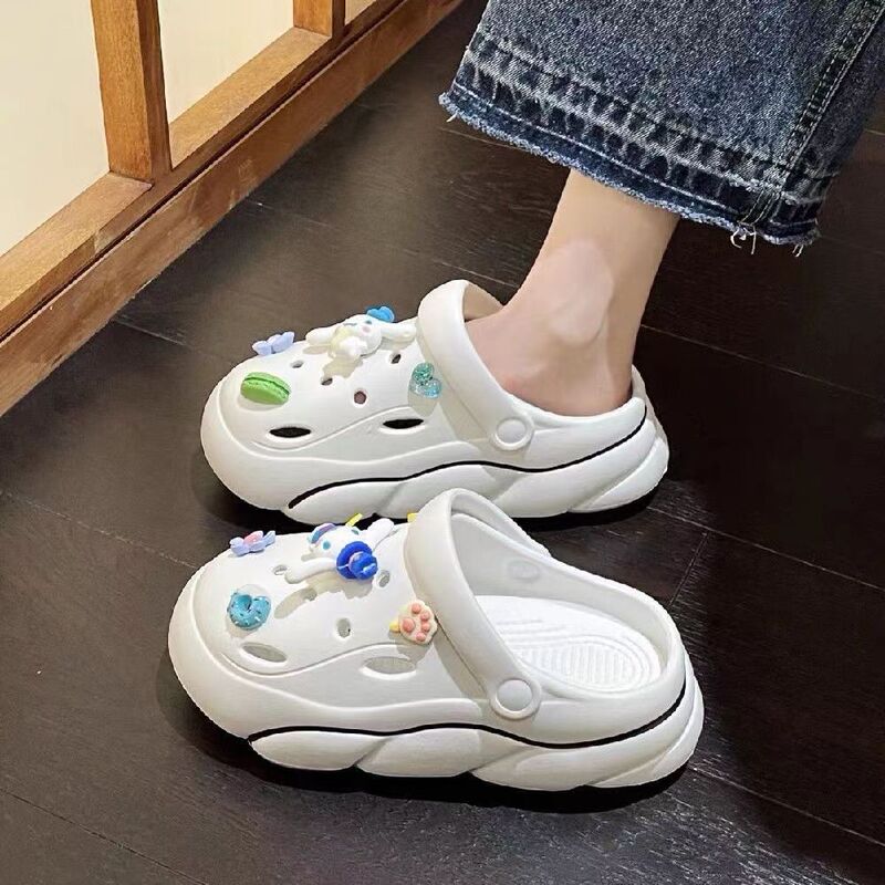 Summer Heightened Outwear Non-slip Cartoon Slippers for Office workers Hole Shoes Women's Outwear Hole Shoes Non-slip Deodorant
