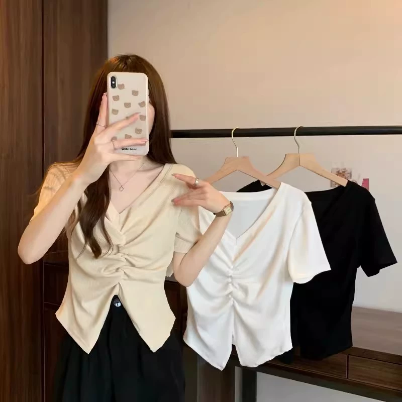 Женская футболка с короткими рукавами и V-образным вырезом, укороченная, обычное плечо, большие размеры, чистое желание, большие размеры, уникальный дизайн, ниша, шикарный топ для горячих девушек в американском стиле.