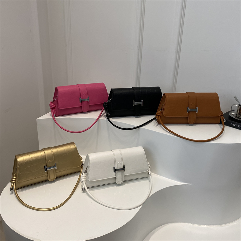 Nueva bolsa de estilo chino, bolsa de brazo para mujeres 2024, nueva moda, nicho, elegante mochila de hombro.