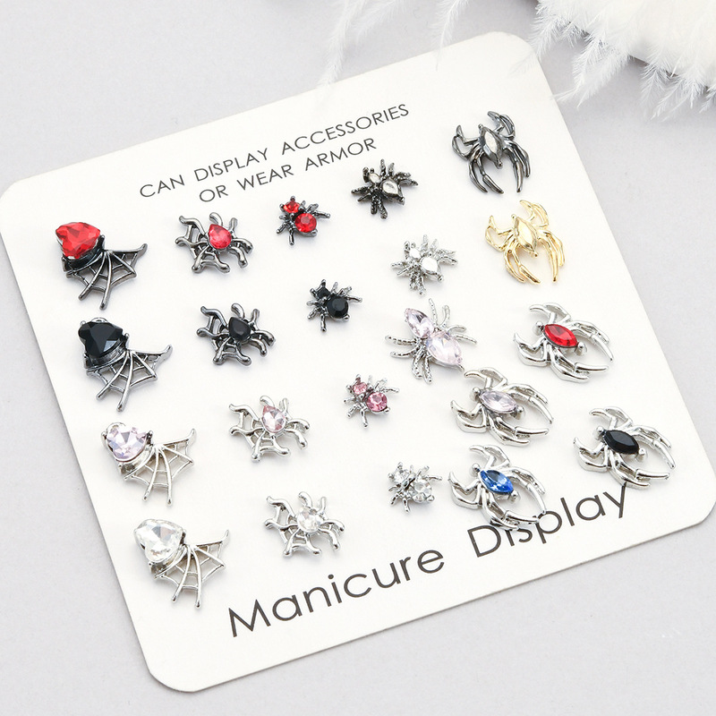 Halloween Alloy Spider Nail Art Jewelry European and American Flash Light Luxury Style with Diamond Wearable Nail Phone Case Decoration Material