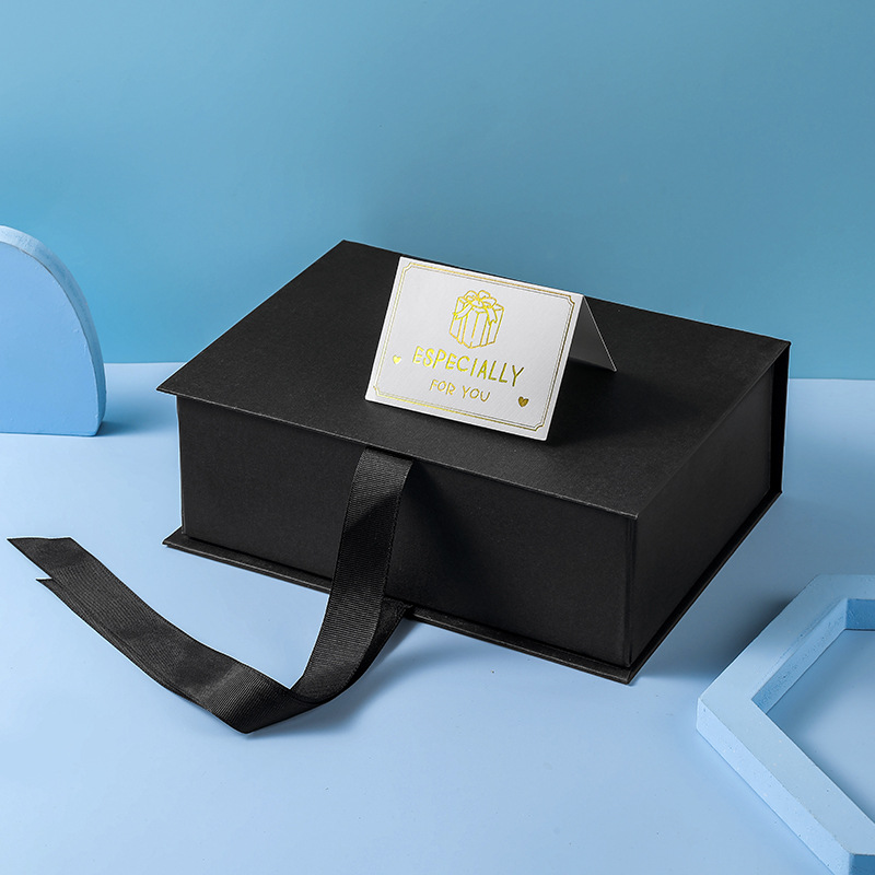 Caja plegable en relieve Negro * 25 × 18 × 8,5 cm