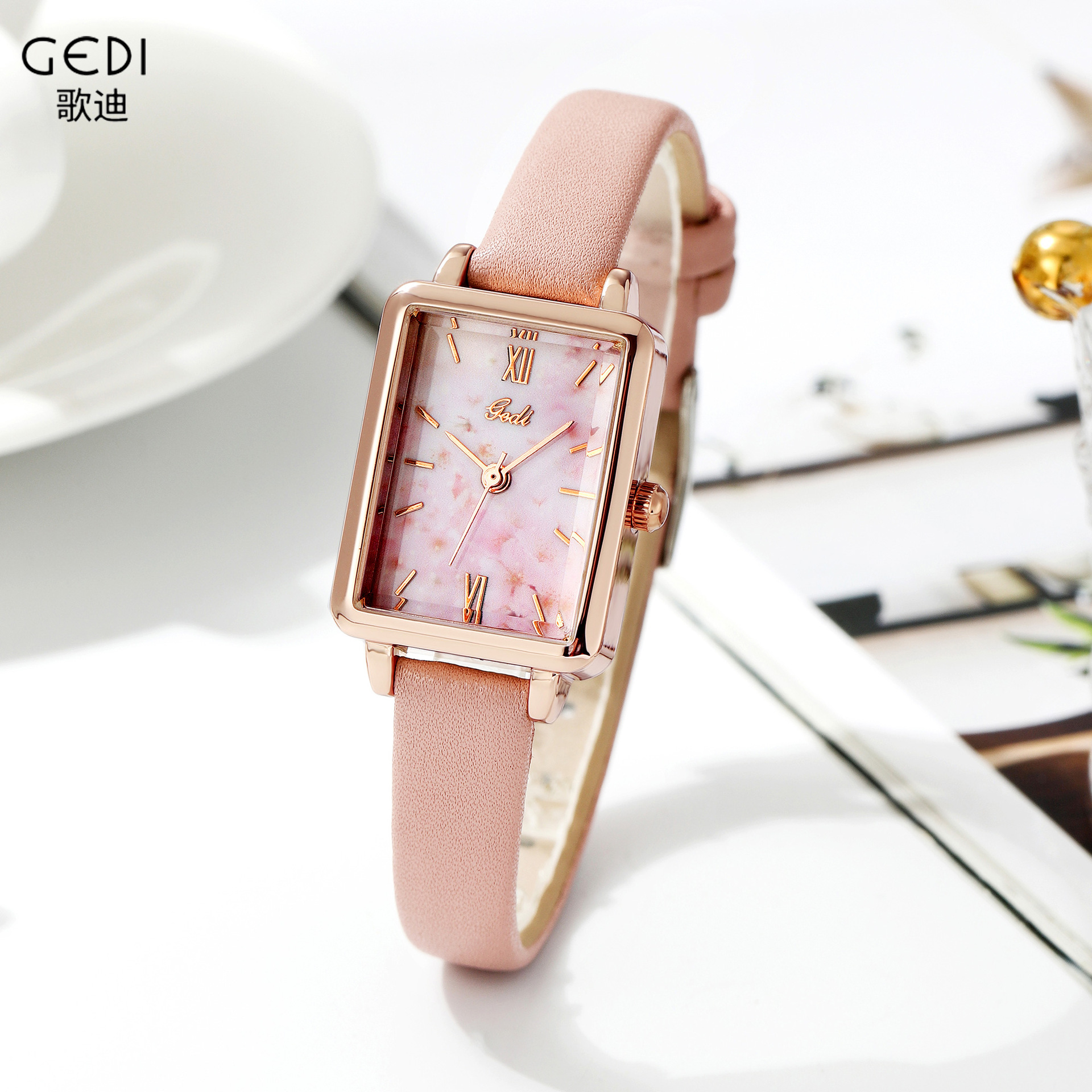 LQQ Goldie summer new small square watch ladies fashion luxury temperament  bracelet waterproof small green watch. Cherry blossom powder