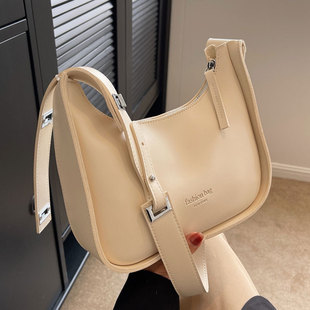 ͨ�ښ��|б�����Ů2023�¿�bags���Еr�аٴ�С�����μ�Ҹ�°�