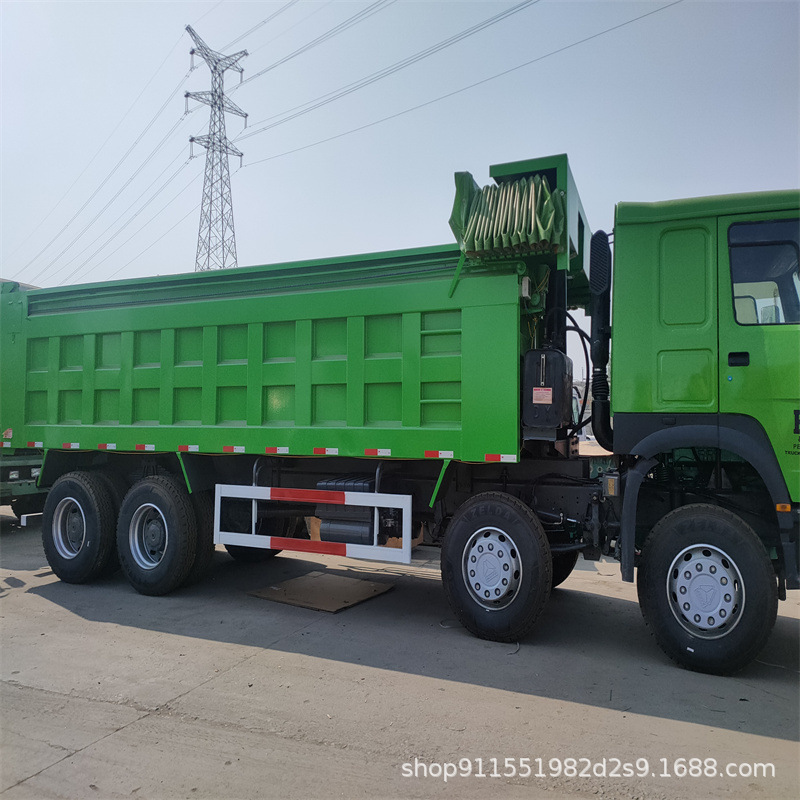 出口车型二手自卸车豪沃8x4后翻式卡车20吨-60吨自卸车后八轮