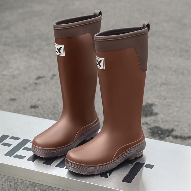 Botas de lluvia de tubo alto, botas de lluvia de moda para mujer, zapatos impermeables de suela gruesa para exteriores, zapatos de goma y botas de agua de tubo largo de terciopelo, mujeres transfronterizas image 8