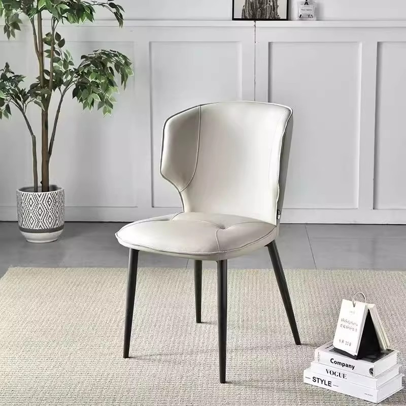 Italian Nordic High-End Dining Chair, Modern Minimalist Leather Hotel Stool, Light Luxury Curved Backrest Chair