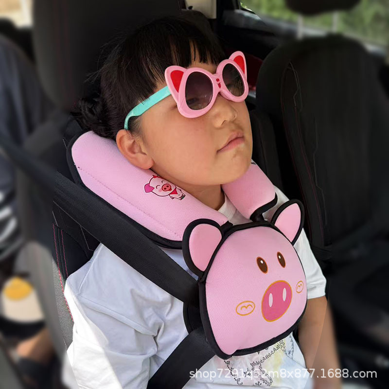 Pig Head Auxiliary Safety Belt Limiter Holder Car Kids Safety Belt Adjustment Anti-Stranglehold Shoulder Protector