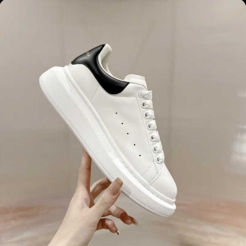 Correct Lettering, Thick-Soled White Shoes for Women, First-Layer Cowhide Thick-Soled Height-Increasing Versatile Couple's Platform Shoes