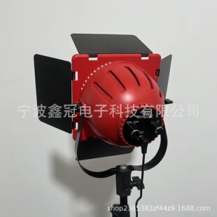 LED��ɫ�ؼt�^��ֱ���{�����{ɫ�ؔzӰ���ҕ�l�Ĕz�����m����
