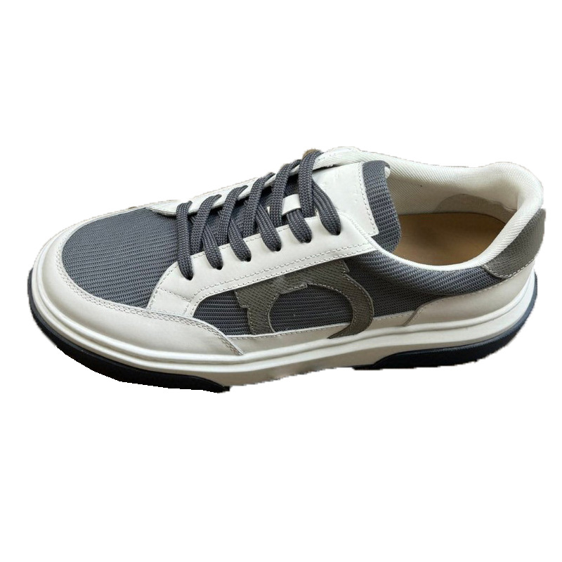 Estación europea 24 zapatos blancos casuales a juego de color de cuero de primavera, zapatos deportivos transpirables de moda coreana, zapatillas de deporte británicas