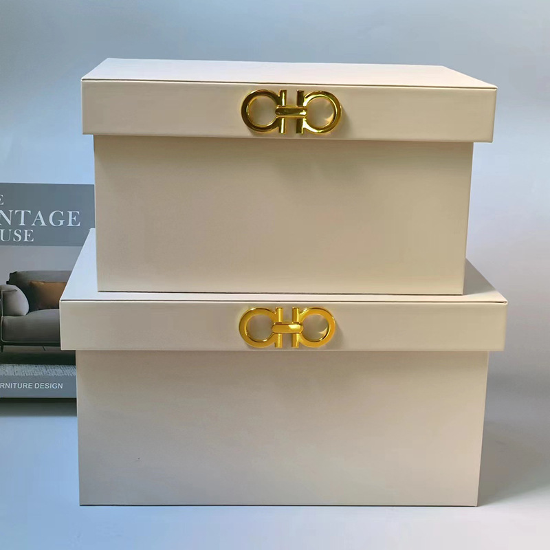 Storage box