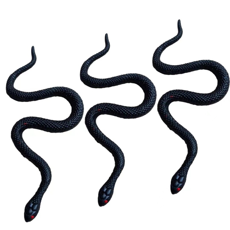 Holiday Party Prank Scary Realistic Snake Model Toy: Cobra, Round-Headed Snake, Water Snake, Soft Rubber Fake Snake Holiday Party Prank Scary Realistic Snake Model Toy: Cobra, Round-Headed Snake, Water Snake, Soft Rubber Fake Snake