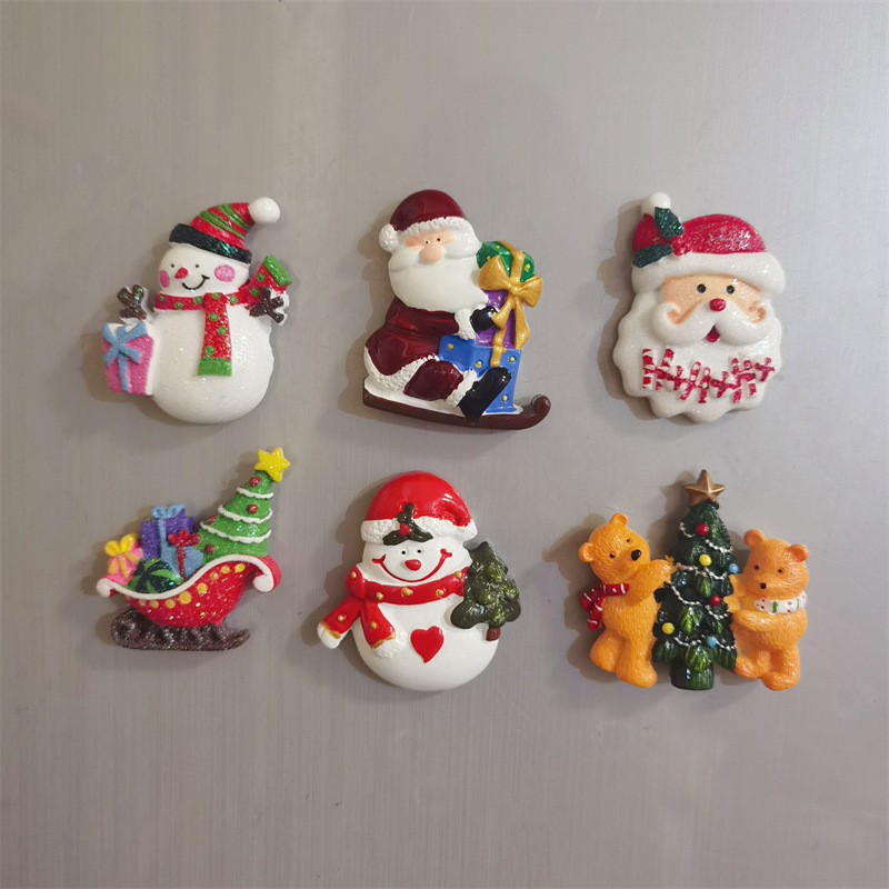 Cute Cartoon Three-dimensional Santa Claus Refrigerator Magnets Christmas Decoration display picture 3