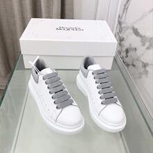�¿�ͨ������С��ЬŮ ������߰�Ь ��ɫ��ɫβ���ٴ����¿�