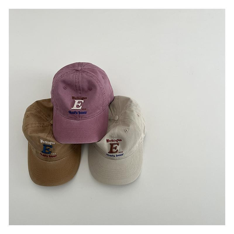 Sombreras infantiles coreanas bordadas letras extranjeras para niños y niñas sombreros de béisbol de sombra casuales generales