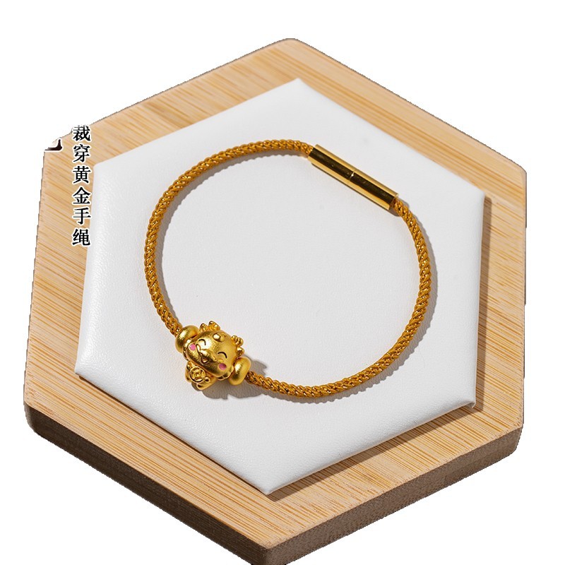 Cuerdas brillantes agujeros a través de cuerda de tejido dorado para parejas de hombres y mujeres cuerdas de mano de la vida de la cuerda roja cuerdas de mano giratorias