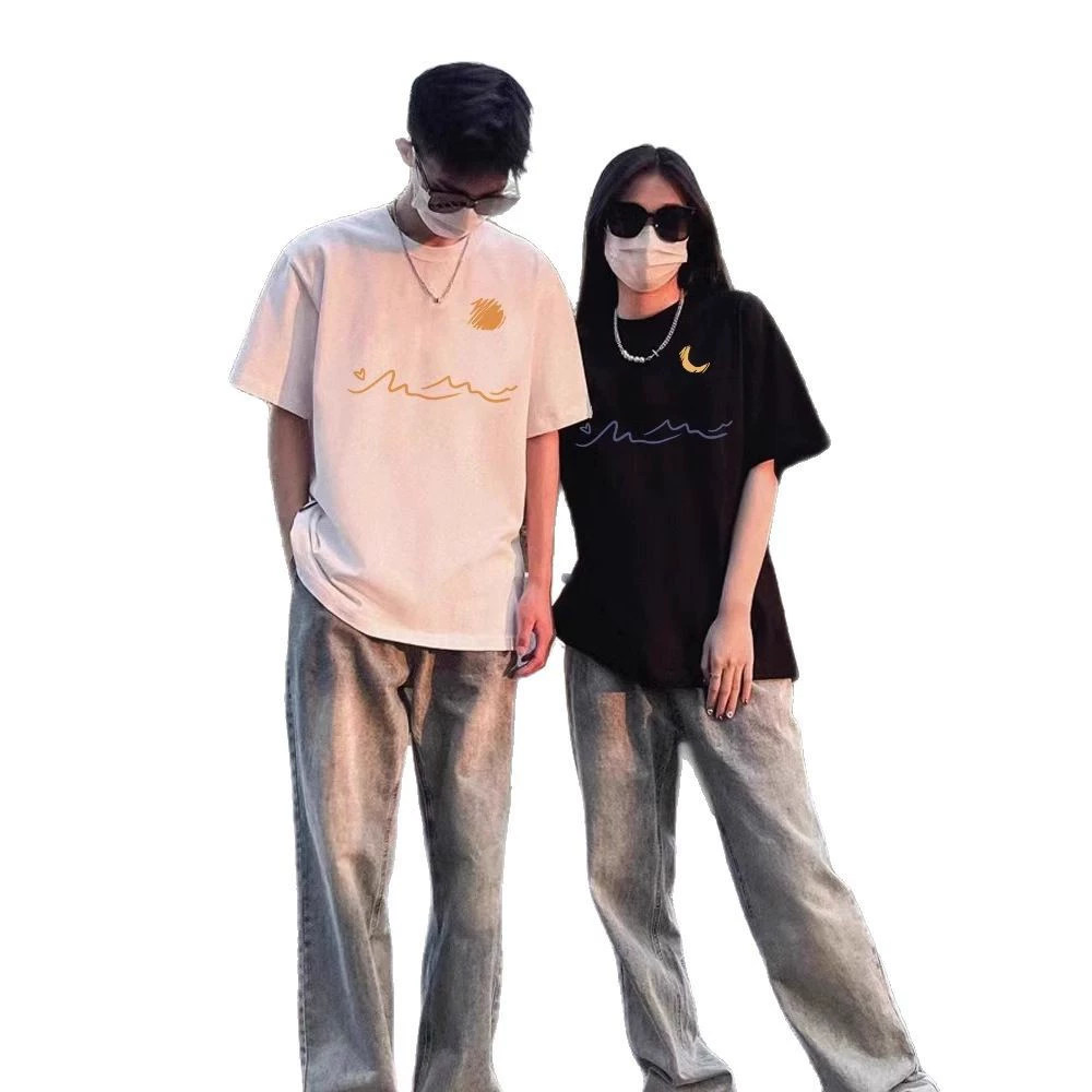 Хлопковая короткая рукава футболка для любимых, маленький дизайн парная одежда для мужчин и женщин для учеников начальной школы, свободный крой, тренд сезона