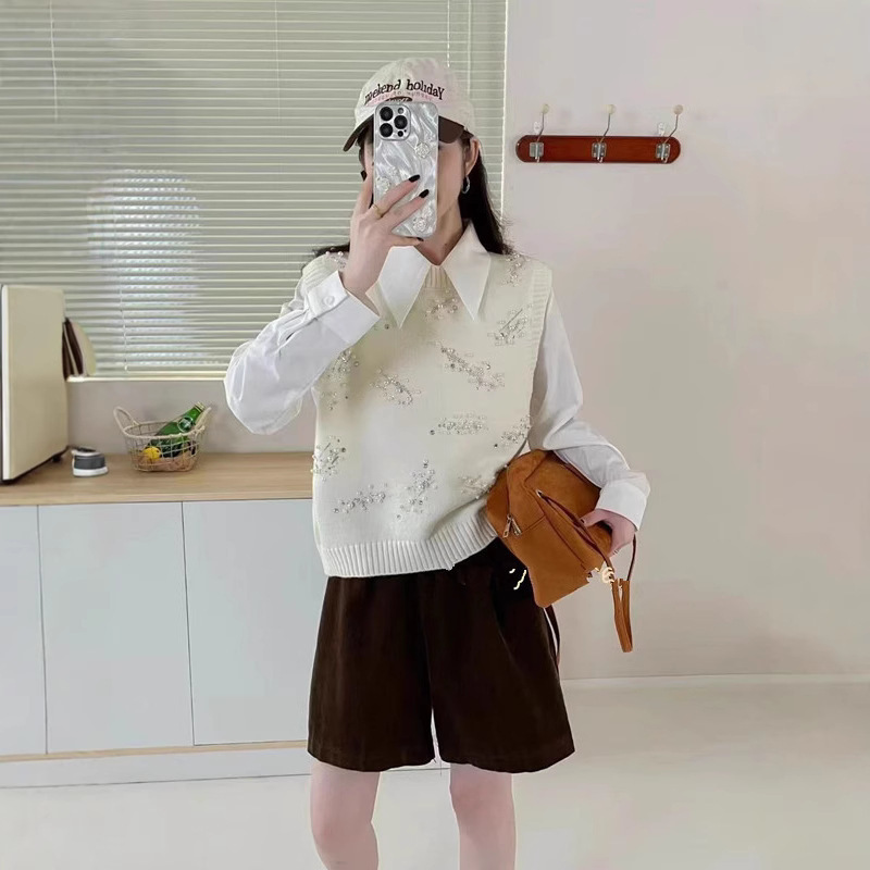 2026 Spring and Autumn New Design Three-Dimensional Flower Heavy Beading Tassel Knitted Sweater Vest for Women
