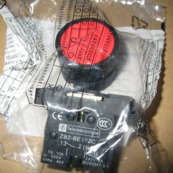 原装正品XB2-EA42  Schneider红色自动复位按钮