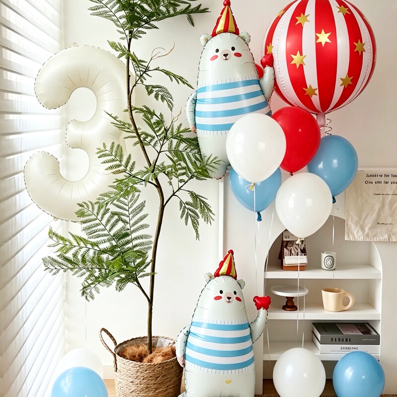 White Bear Number Balloons Birthday Party Scene Decoration for One-Year-Old Children and Babies, Simple Family Photo Setup