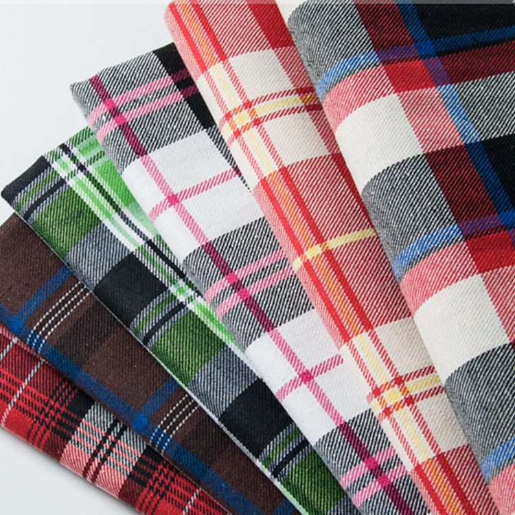 涤棉磨毛格子衬衫布睡衣面料 梭织法兰绒宠物垫子布料 厂家