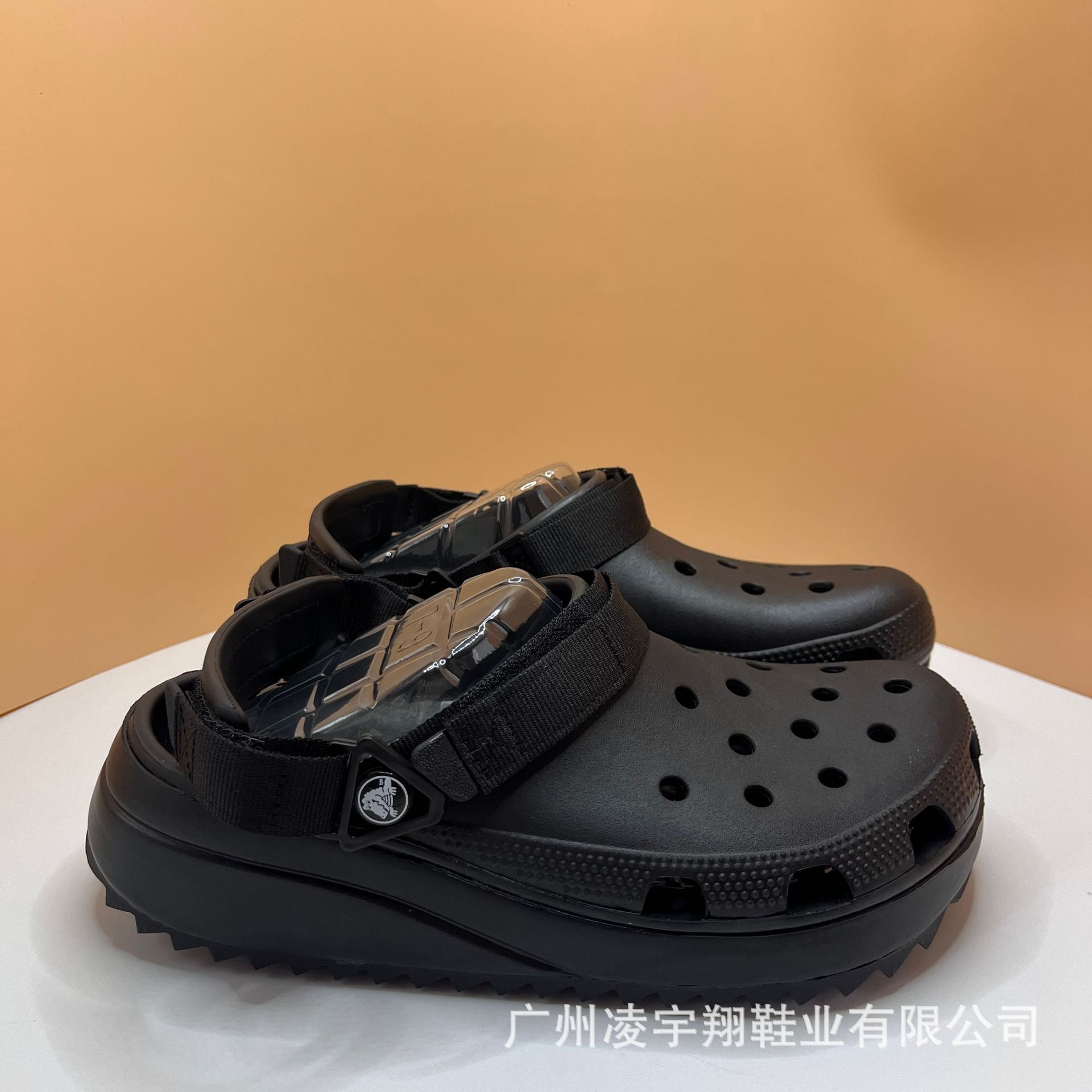 Cross Hole Zapatos para niños y niñas con suela gruesa alta antideslizante zapatillas de playa al aire libre para parejas de playa casual