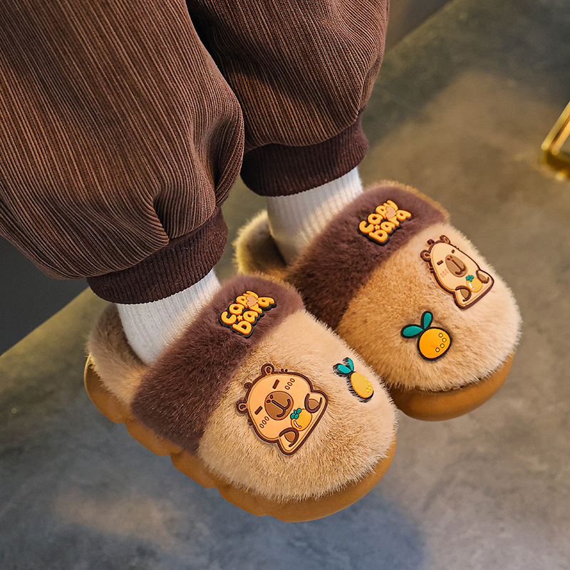 Capibara otoño y invierno zapatillas de algodón para niños, niños, niñas y niñas, calentamiento, peluche para padres e hijos, zapatos de algodón para niños, niños y niños.