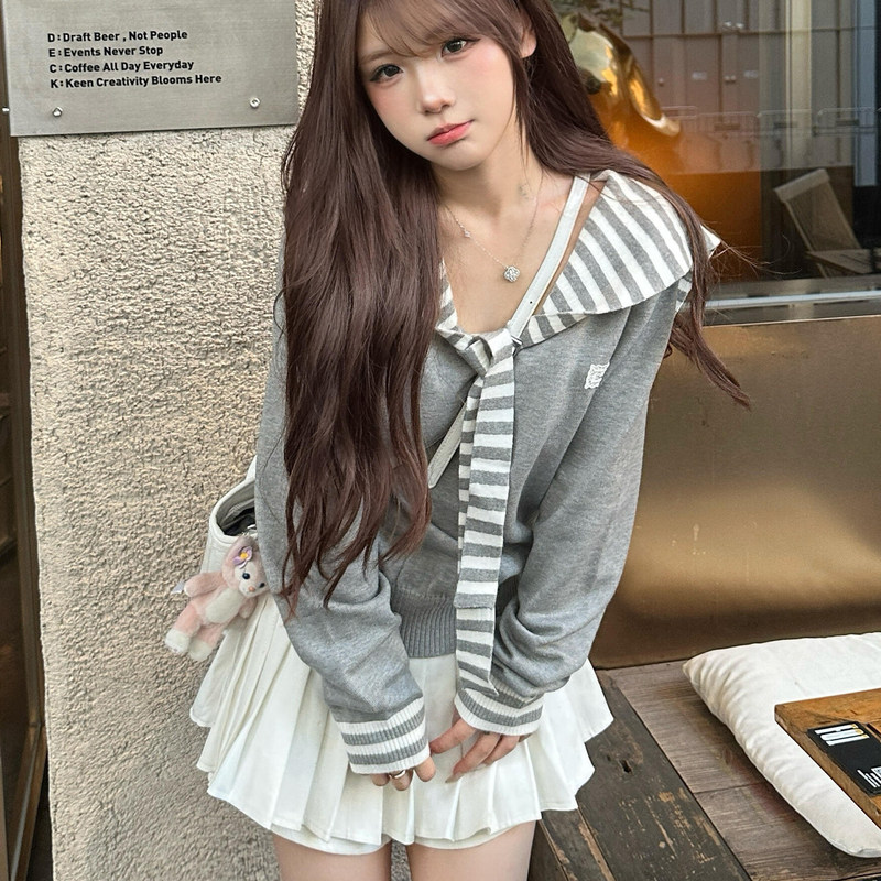 Sweet and youthful striped navy collar long-sleeve knit top for women, 2026 autumn new style, gentle and casual style Sweet and youthful striped navy collar long-sleeve knit top for women, 2026 autumn new style, gentle and casual style